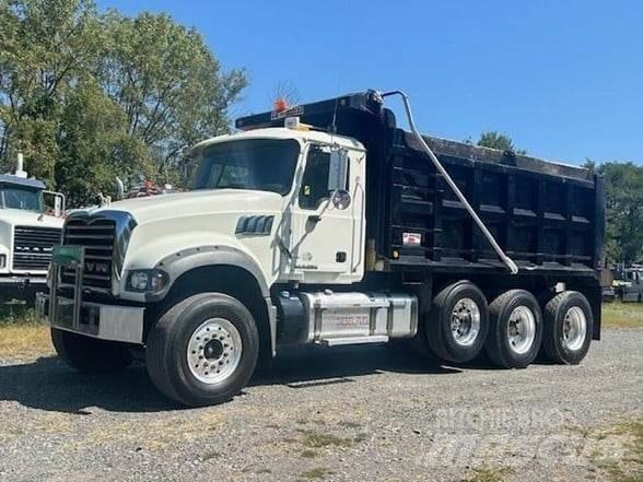 Mack GRANITE GU713 Sklápěče