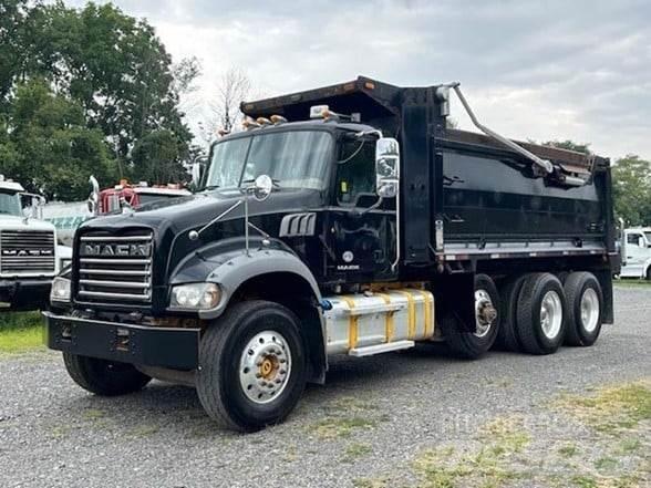 Mack GRANITE GU713 Sklápěče