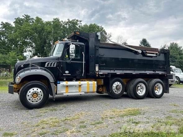 Mack GRANITE GU713 Sklápěče