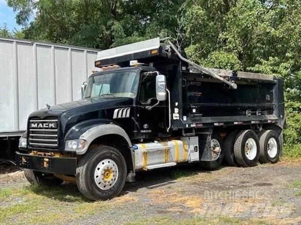 Mack GRANITE GU713 Sklápěče