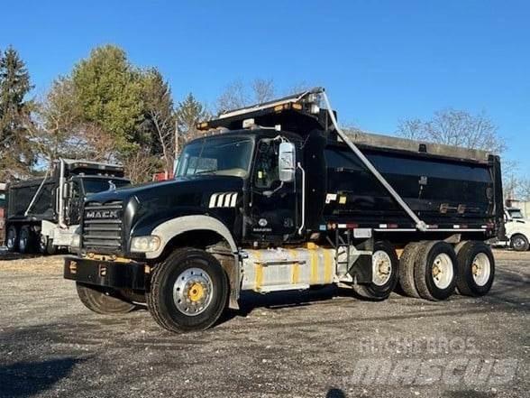 Mack GRANITE GU713 Sklápěče