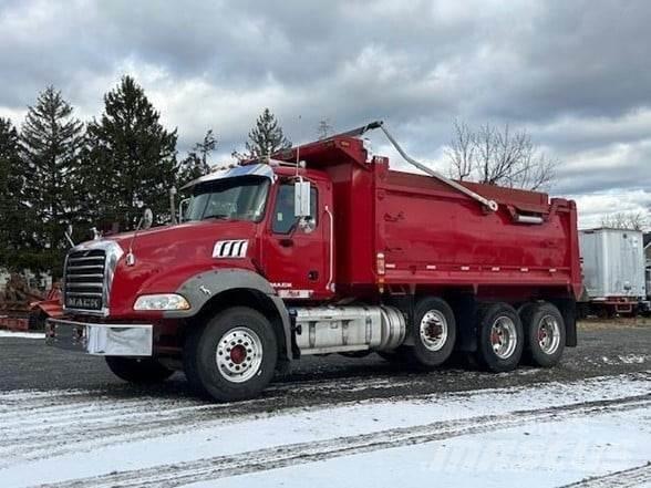 Mack GRANITE GU813 Sklápěče