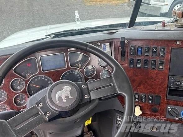Mack GRANITE GU813 Popelářské vozy