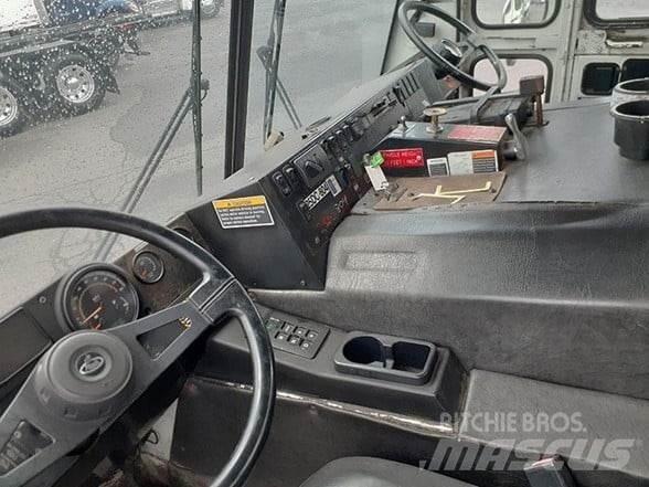 Mack LEU613 Popelářské vozy