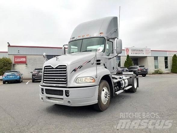 Mack PINNACLE CXU612 Tahače