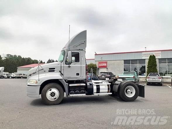 Mack PINNACLE CXU612 Tahače