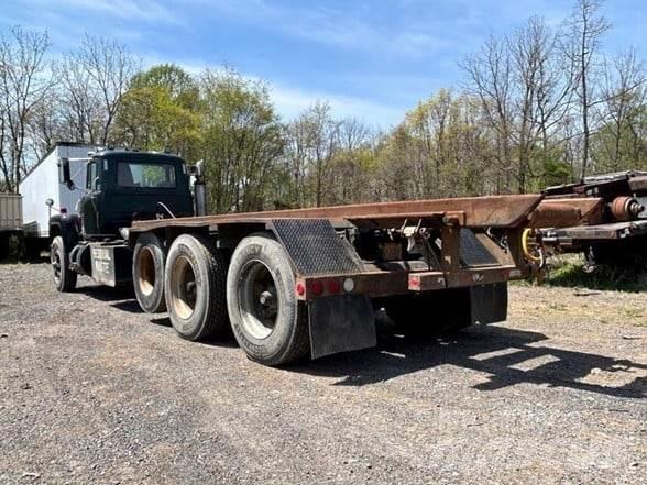 Mack RD686SX Popelářské vozy