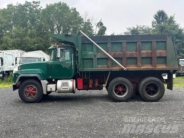 Mack RD688SX Sklápěče