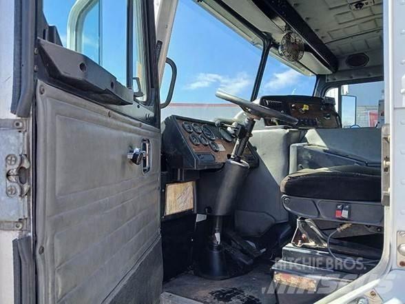 Peterbilt 320 Popelářské vozy