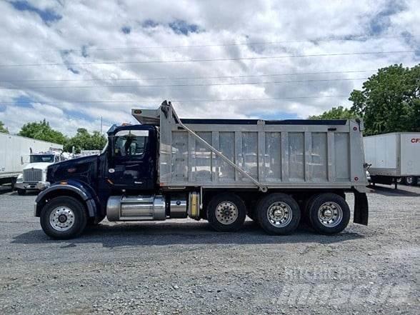 Peterbilt 567 Sklápěče