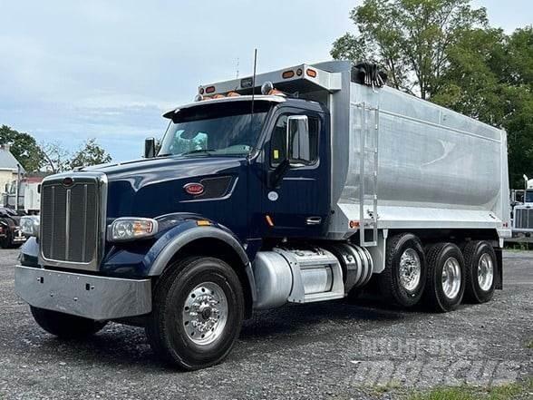 Peterbilt 567 Sklápěče