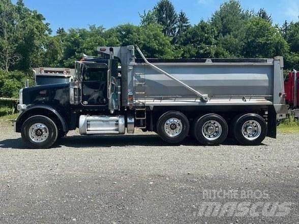 Peterbilt 567 Sklápěče