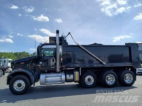 Peterbilt 567 Sklápěče