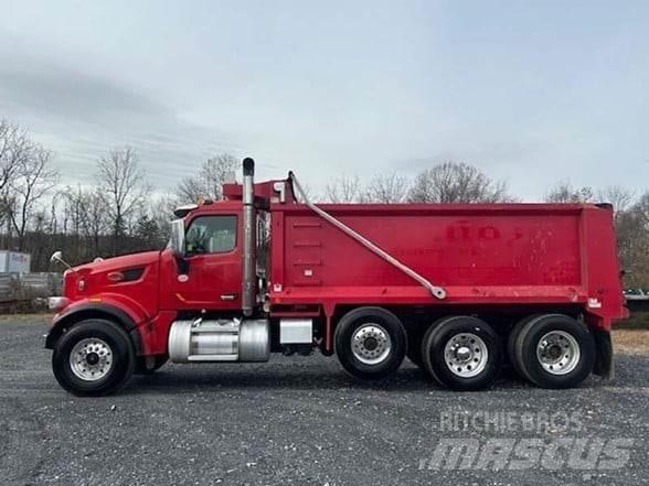 Peterbilt 567 Sklápěče