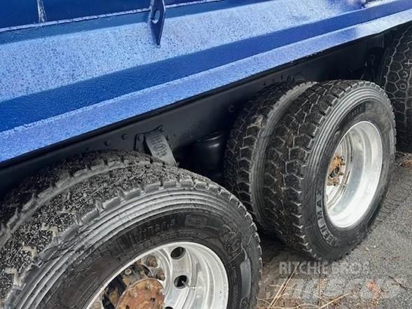 Peterbilt 567 Sklápěče