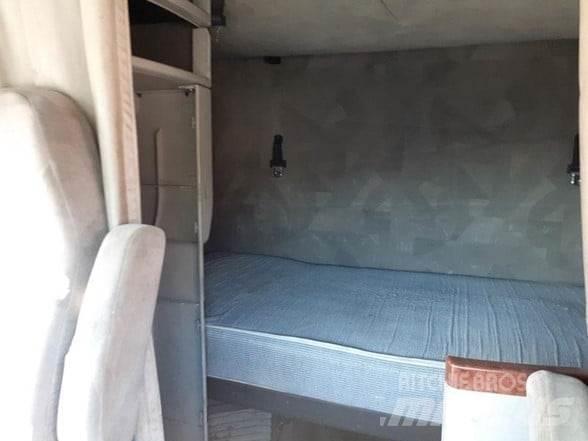 Volvo VNL64T670 Tahače