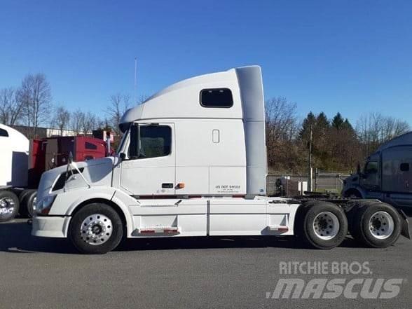 Volvo VNL64T670 Tahače