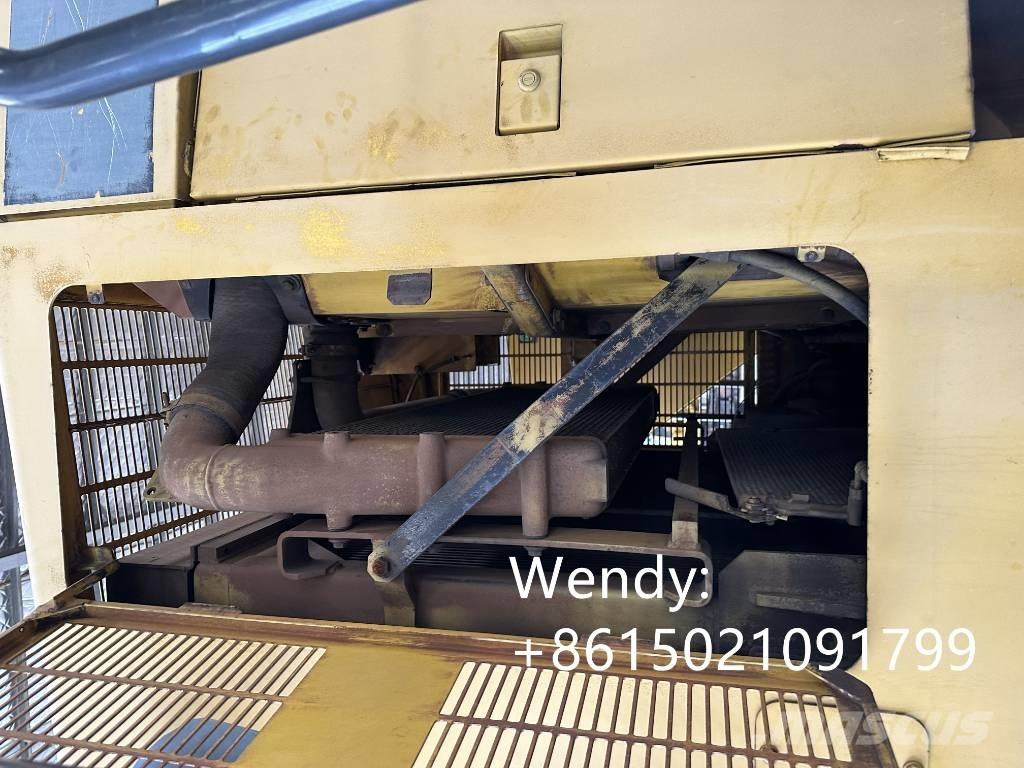 Komatsu WA 600-6 Kolové nakladače