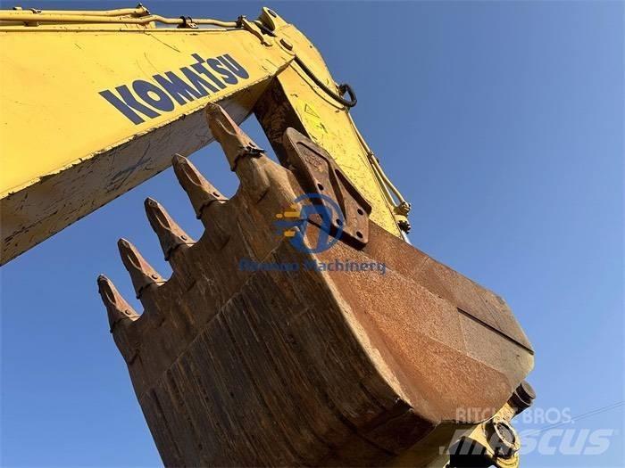 Komatsu PC200-8 Pásová rýpadla
