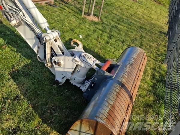 Takeuchi TB 280 FR Midi rýpadla 7t - 12t
