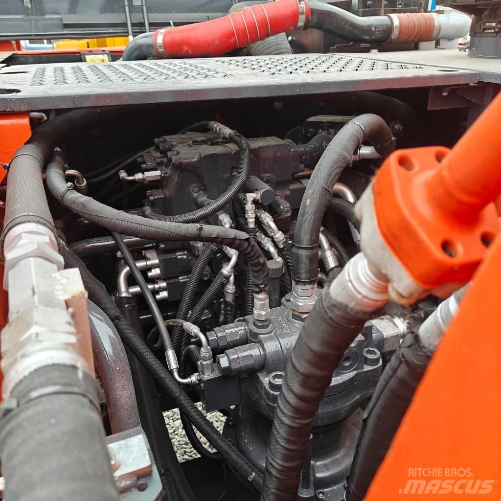 Doosan DX225LC-9C Pásová rýpadla