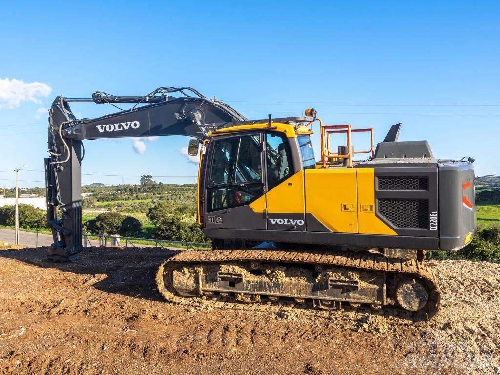 Volvo EC 220 E Pásová rýpadla