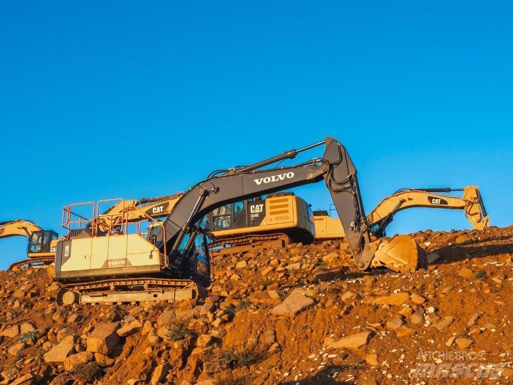 Volvo EC 220 E Pásová rýpadla