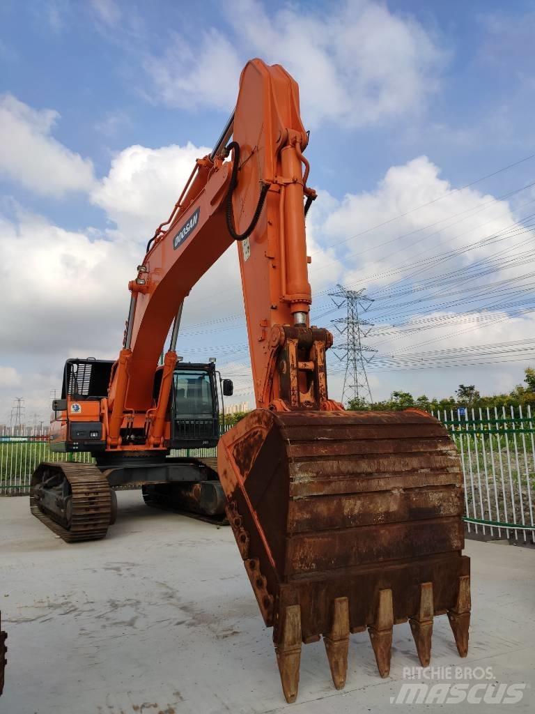 Doosan DX 500 LCA Pásová rýpadla