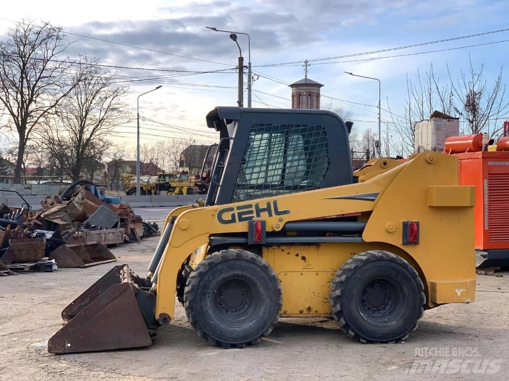 Gehl R 260 Smykem řízené nakladače