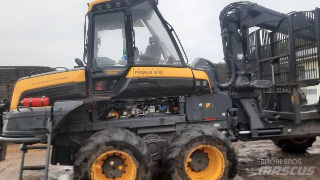 Ponsse BISON AF 8W Vyvážecí traktory