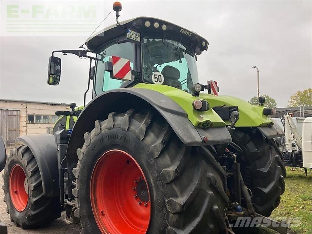 CLAAS axion 930 Traktory