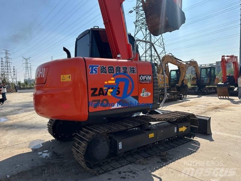 Hitachi ZX70 Pásová rýpadla