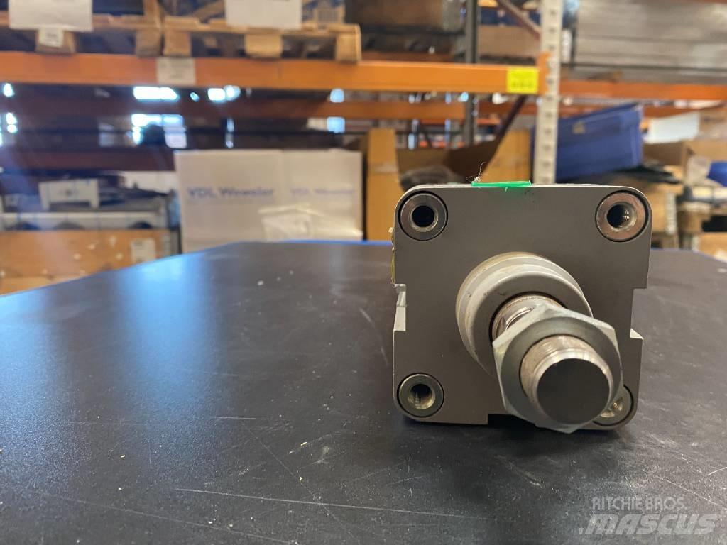  Pneumatic Cylinder Hydraulika