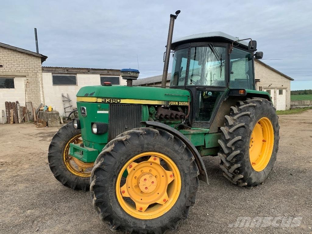 John Deere 3350 Traktory