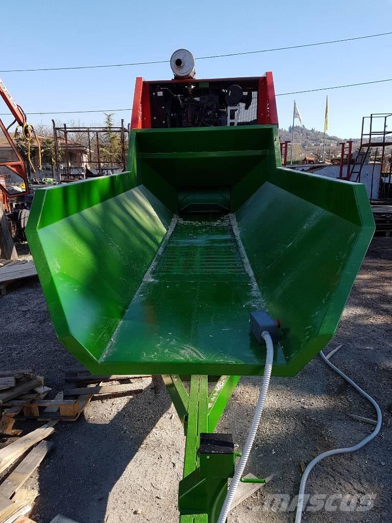  Greentechnik BS760 Štěpkovače