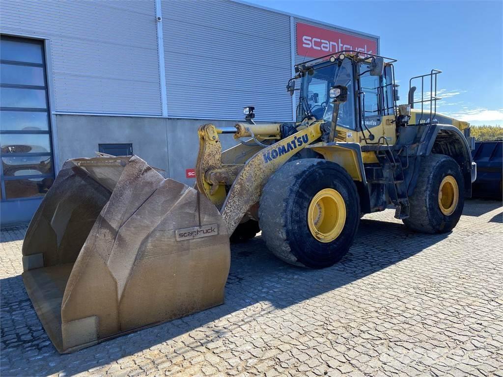 Komatsu WA470-7 Kolové nakladače