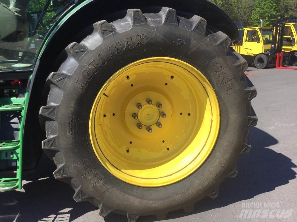 John Deere 6150R Traktory