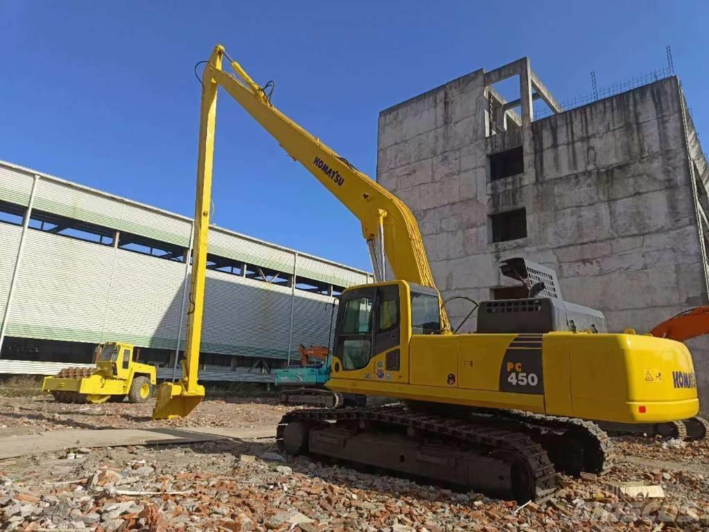 Komatsu PC 450-8 Pásová rýpadla