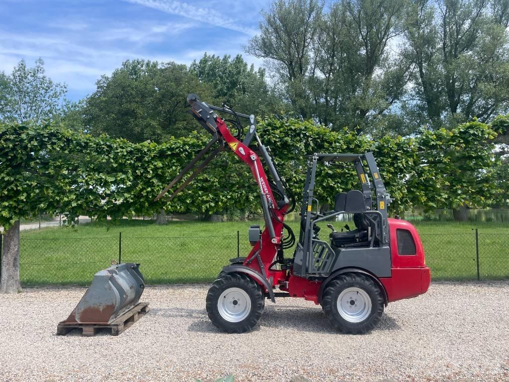Weidemann 1260 Kolové nakladače