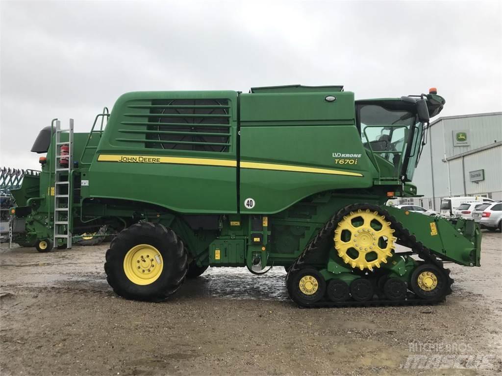 John Deere T670 Sklízecí mlátičky