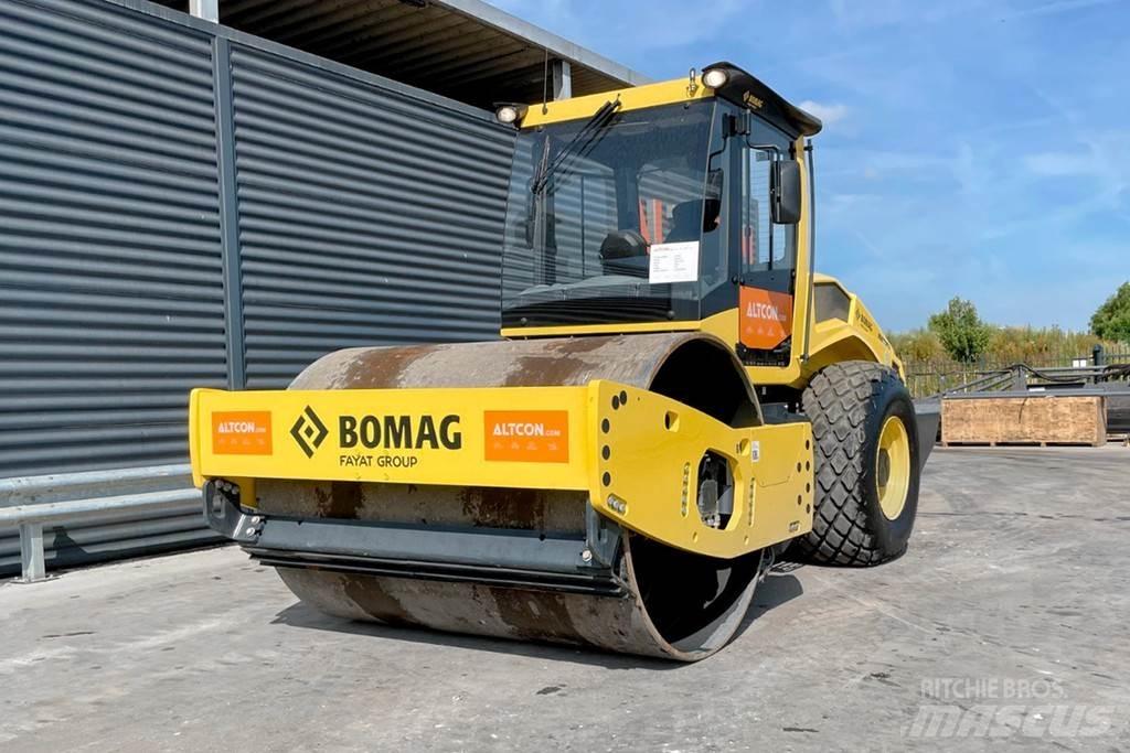 Bomag BW 213 D-5 Tahačové válce