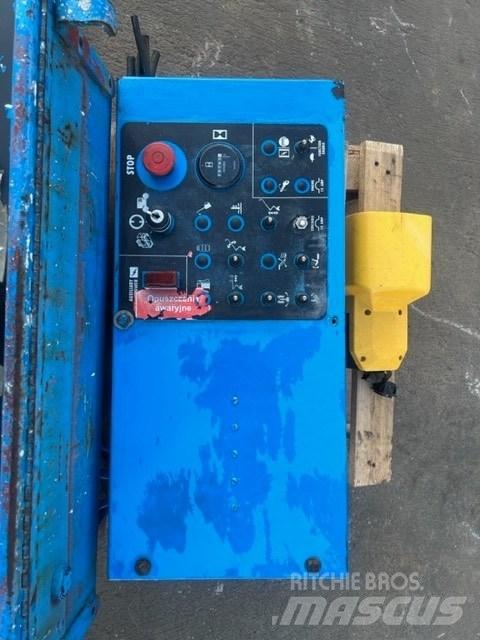 Genie CONTROL PANEL Kloubové plošiny