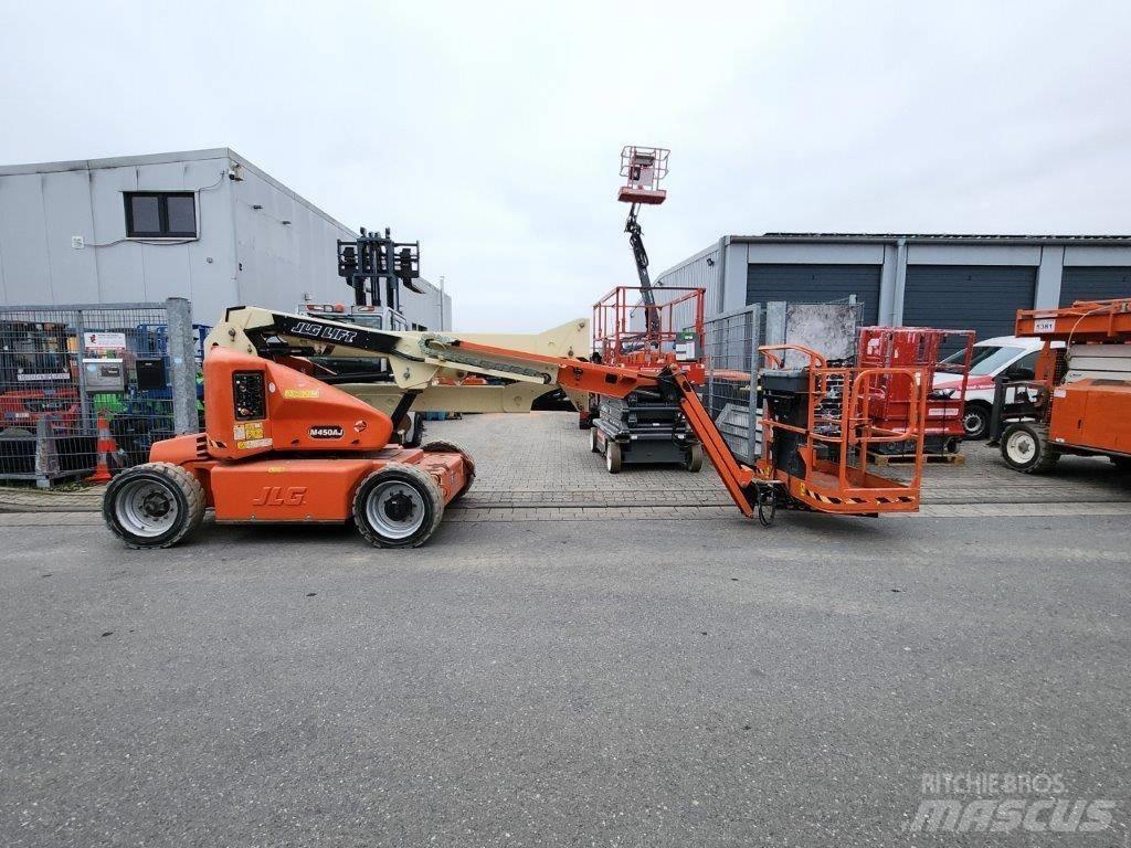 JLG M 450 AJ Kloubové plošiny