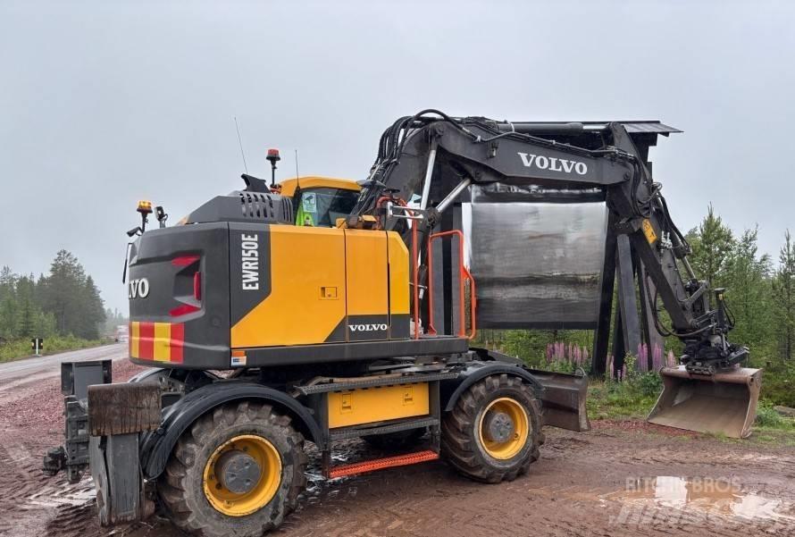 Volvo EWR 150 E Kolová rýpadla
