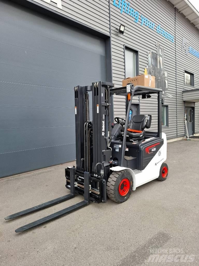 Bobcat B25NS Akumulátorové vozíky