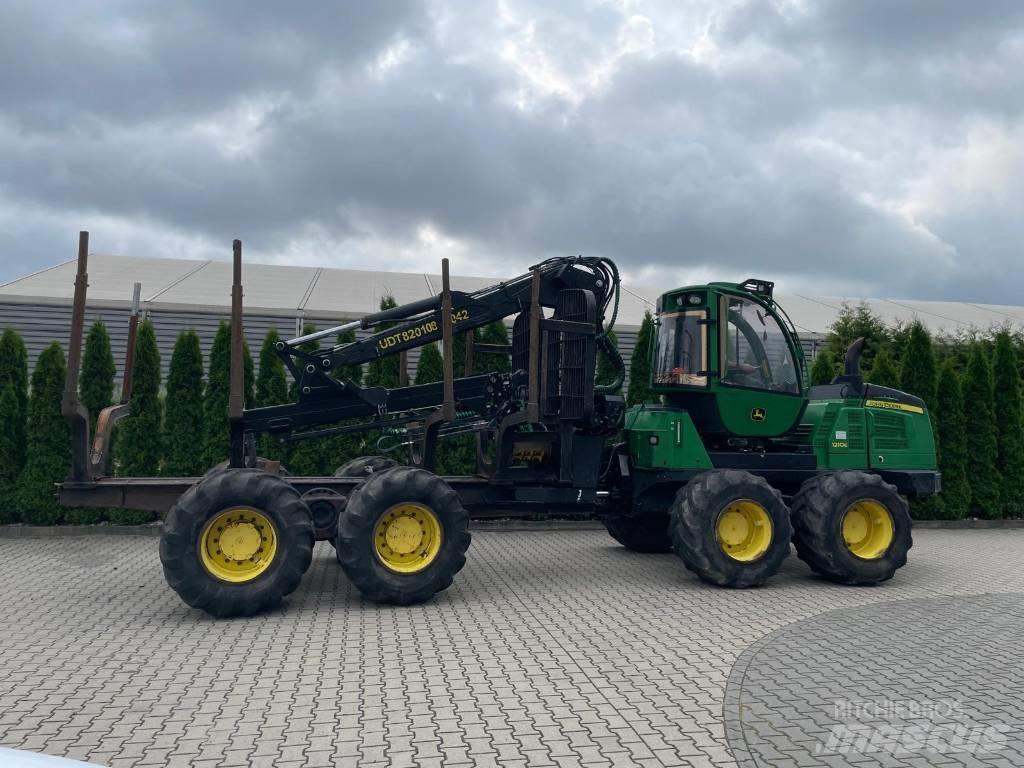 John Deere 1210 E Vyvážecí traktory