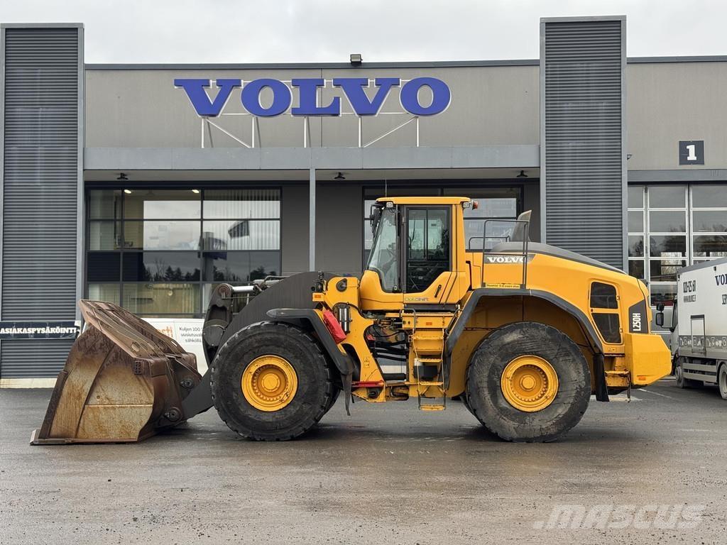 Volvo L250H Kolové nakladače