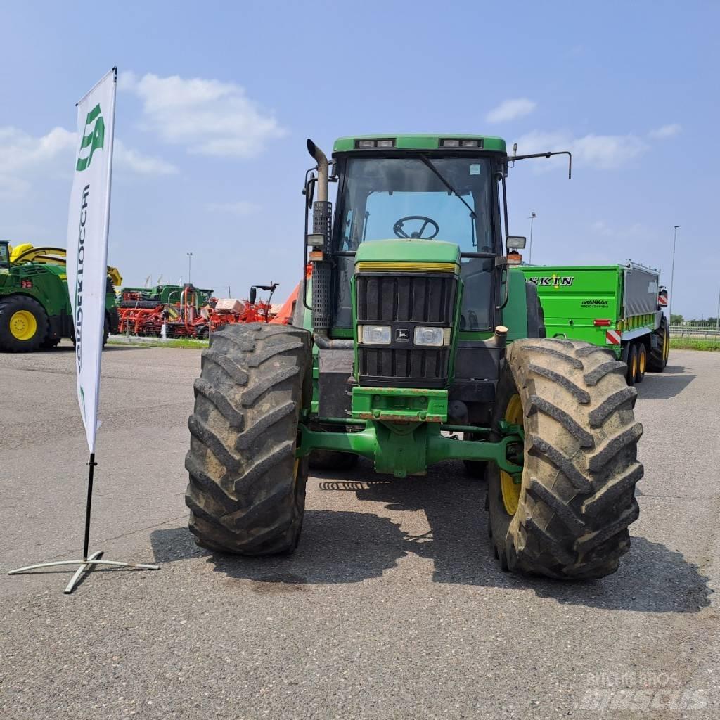 John Deere 7800 Traktory