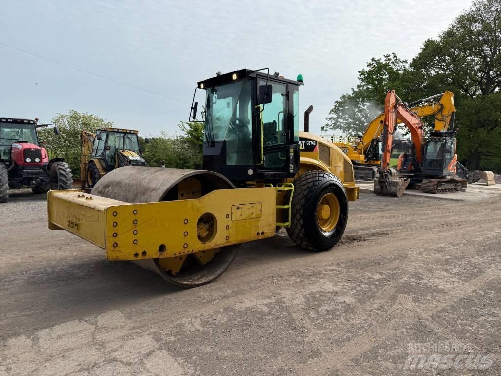 CAT CS 74 B Tahačové válce