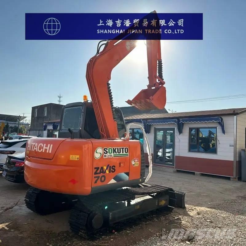 Hitachi ZX 70 Midi rýpadla 7t - 12t